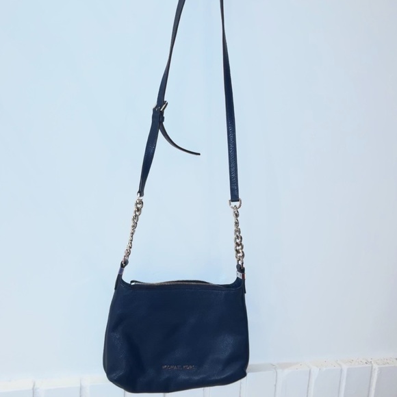 Michael Kors Crossbody - Picture 3 of 7